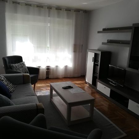 Apartamento Dominicos Oviedo Eksteriør bilde